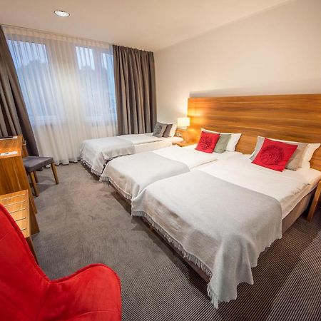 Hotel Burgholz Stockheim  Esterno foto